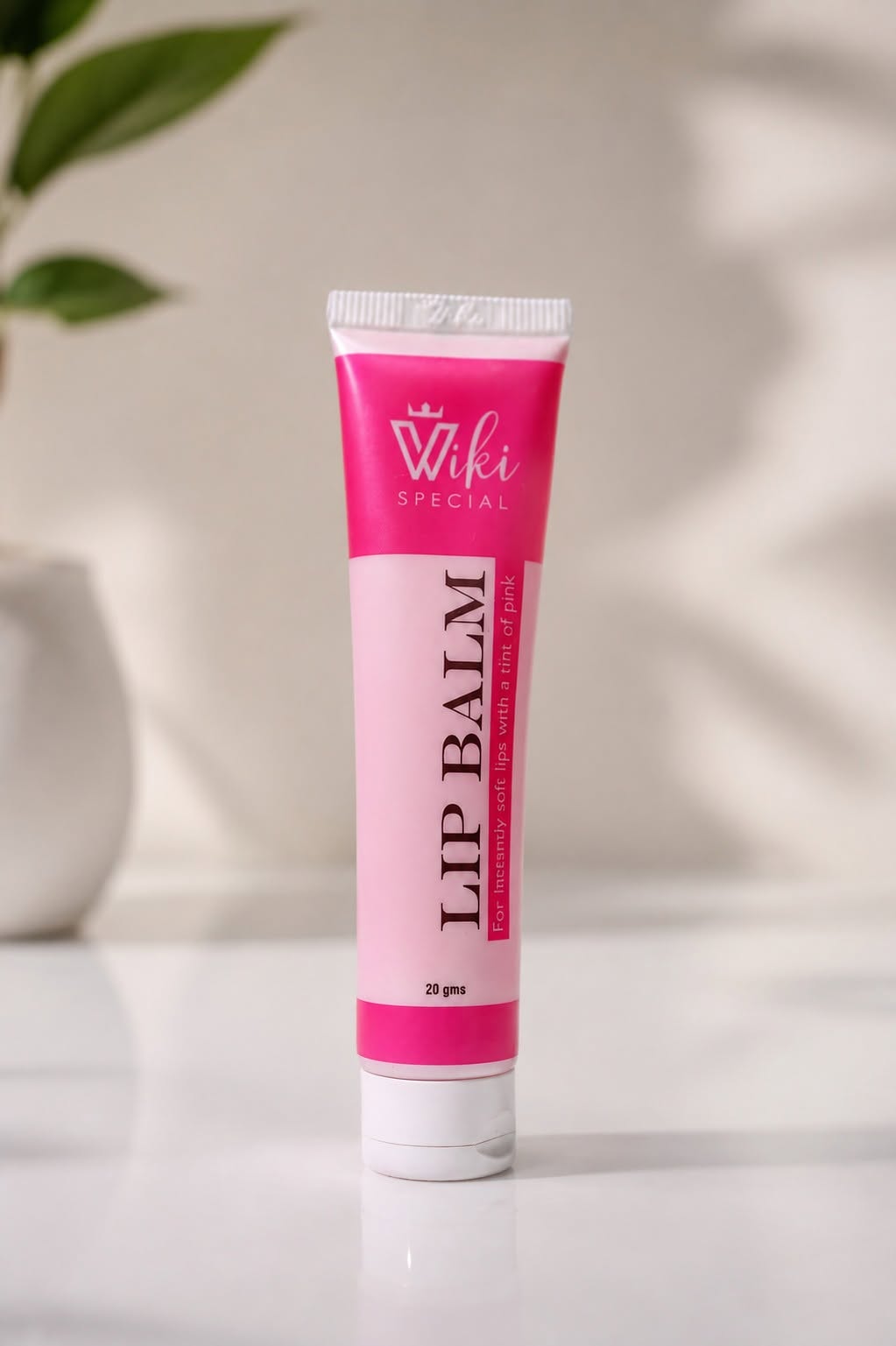 Wiki Special lip balm 20g for instantly soft lips with a tint of pink
